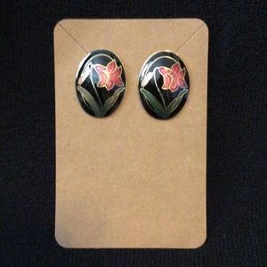 Vintage Lily Earrings